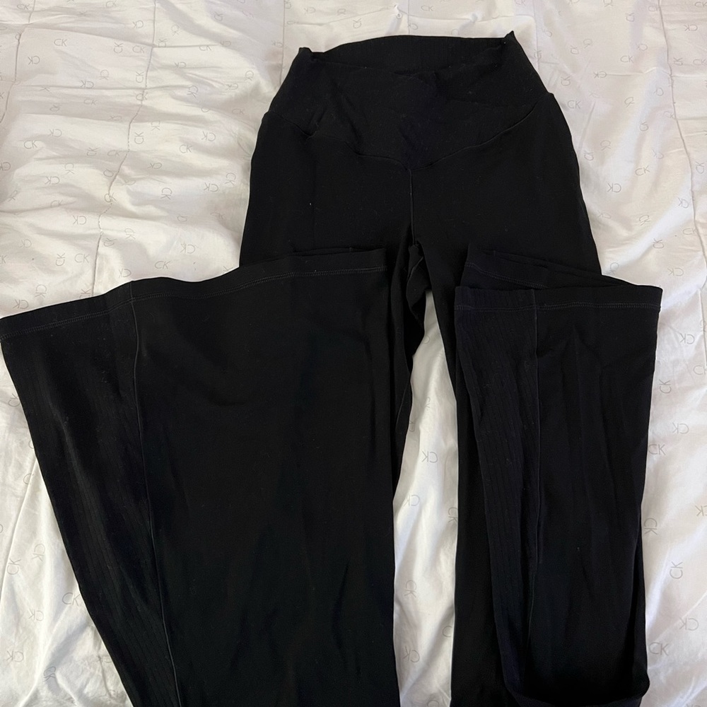 Aerie cross over super flare legging